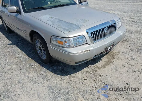 2009 Mercury Grand Marquis Ls (Fleet Only) z USA, uszkodzony, nr VIN 2MEHM75V79X619681